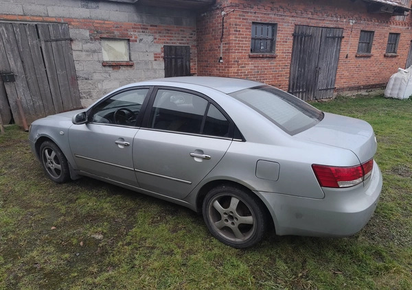 Hyundai Sonata cena 3999 przebieg: 380000, rok produkcji 2007 z Krzyż Wielkopolski małe 11